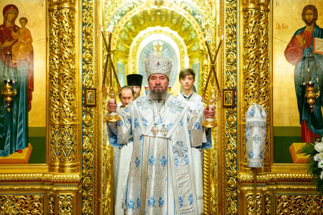 В канун Сретения архиепископ Юстиниан совершил всенощное бдение в Казанском соборе Элисты
