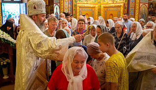 В праздник Вознесения Господня архиепископ Юстиниан совершил Литургию в Казанском соборе Элисты 