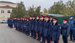 В праздник Покрова архиепископ Юстиниан совершил Литургию и поздравил кадетов казачьего корпуса в Городовиковске