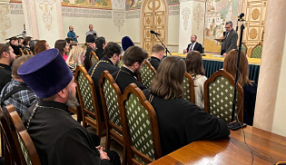 Секретарь Элистинской епархии протоиерей Алексей Грищенко принял участие во встрече с Владимиром Легойдой