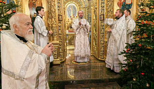 Архиепископ Юстиниан совершил Литургию с участием воспитанников Воскресной школы