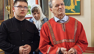 Архиепископ Юстиниан совершил Литургию в селе Приютное