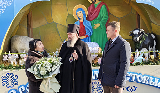 Бату Хасиков посетил Казанский собор и поздравил архиепископа Юстиниана с Рождеством Христовым