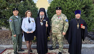 В Элисте состоялось торжественное построение учащихся казачьих классов в честь праздника Покрова Пресвятой Богородицы