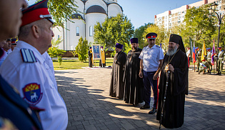 В Элисте состоялся молебен о защитниках и созидателях Отечества