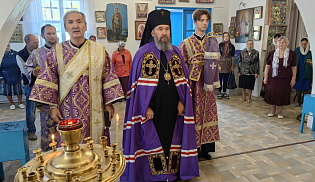 В праздник Воздвижения архиепископ Юстиниан совершил Литургию в храме села Садовое 