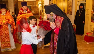 Архиепископ Юстиниан освятил Георгиевские ленты