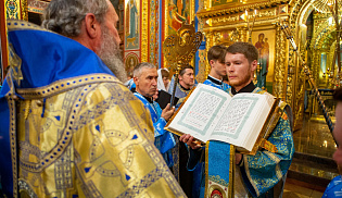 В Элисте встретили чудотворный образ Казанской иконы Божией Матери 