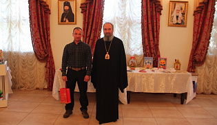 Бату Хасиков поздравил архиепископа Юстиниана с праздником Воскресения Христова 