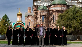 В Элисте состоялся митинг-концерт в честь принесения в Калмыкию мощей Георгия Победоносца
