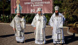 В Элисте состоялось отпевание архиепископа Зосимы