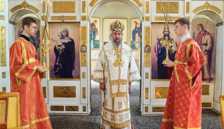 Архиепископ Юстиниан совершил Литургию в селе Приютное