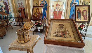 В Покровскую родительскую субботу архиепископ Юстиниан совершил Литургию в Яшалте