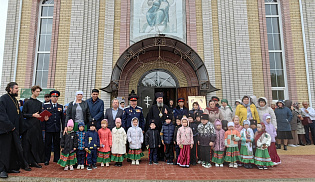 В праздник Покрова архиепископ Юстиниан совершил Литургию и поздравил кадетов казачьего корпуса в Городовиковске