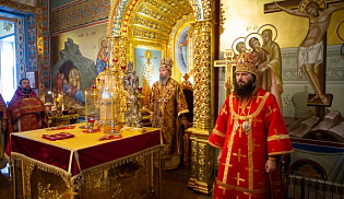 Архиепископ Юстиниан возглавил торжественную встречу мощей Георгия Победоносца в Элисте 