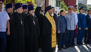 В Элисте состоялся молебен о защитниках и созидателях Отечества