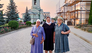 Паломники из Элисты побывали в Оптиной пустыни