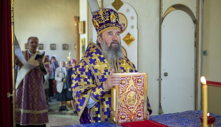 В праздник Воздвижения архиепископ Юстиниан совершил Литургию в храме села Приютное 