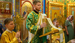 В день памяти Серафима Саровского архиепископ Юстиниан совершил Литургию в Казанском соборе Элисты 