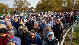 Архиепископ Юстиниан возглавил торжества в честь Престольного дня в Элисте