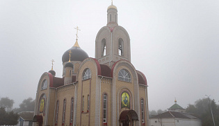 Архиепископ Юстиниан совершил Литургию в Городовиковске